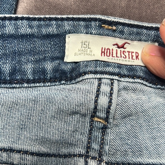 Hollister Jeans - Picture 3 of 5